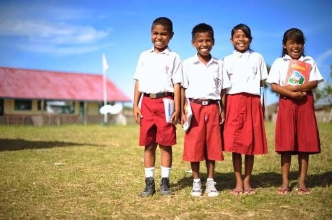 Unboxing pendidikan di indonesia : Guru