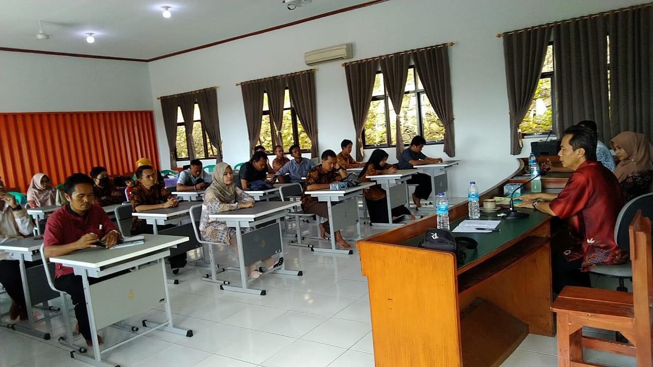 Sambut Tahun Pelajaran Baru, SMK Negeri 1 Agrabinta Cianjur Gelar In House Training