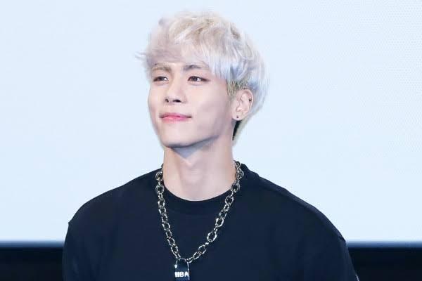 Dari Goo Hara Hingga Sushant Sing Rajput; Cinta Buta Fans Yang Berujung Maut