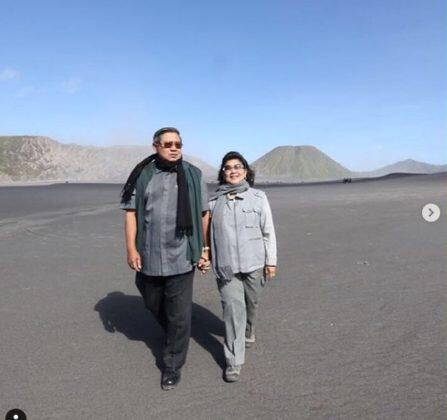 Mengenang, Deretan Potret Mesra SBY-Ibu Ani dari Muda hingga Maut Memisahkan