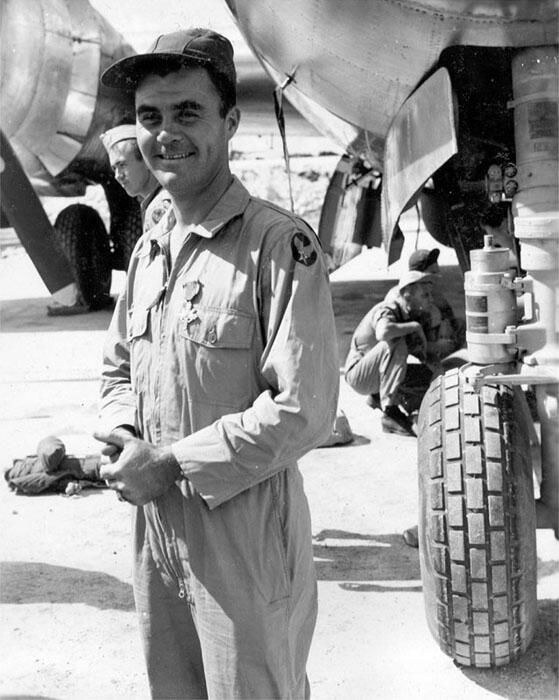 Paul Tibbets, Sosok Pilot Yang Menjatuhkan Bom Little Boy Di Hiroshima, Jepang!