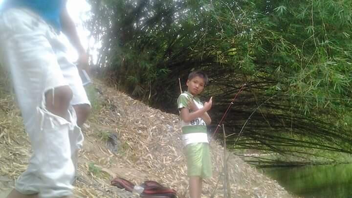 Ganas! Olahraga Memancing yang Satu Ini Mesti Bawa Kayu Tumpul.