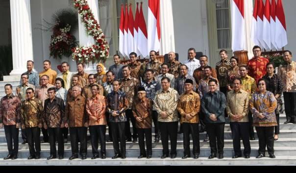 Dear Jokowi.. Kalau Reshuffle Jadi, Ini 5 Menteri yang Layak Dipecat Menurut KASKUSER
