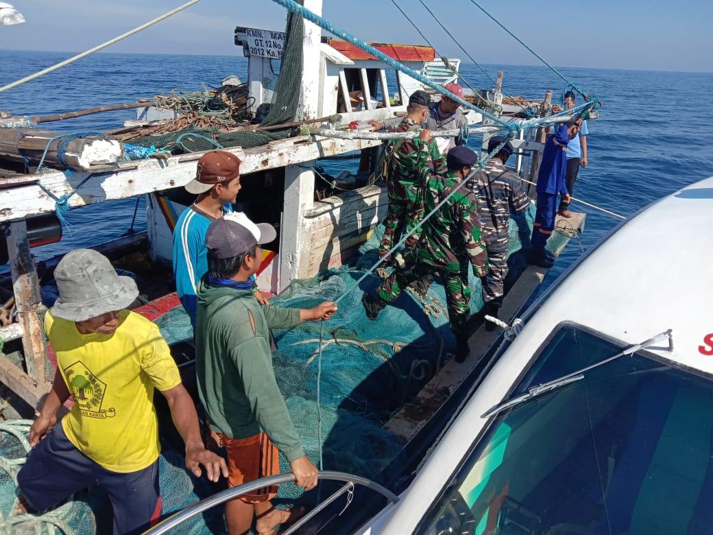 Patroli Gabungan DKP Provinsi Jatim, POSAL Paiton Dan POSAL Jangkar Sisir Pantura