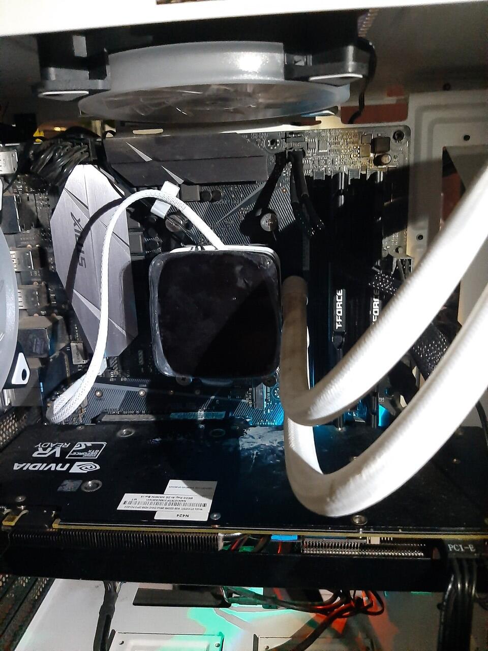 AIO water cooling tidak terdeteksi oleh PC