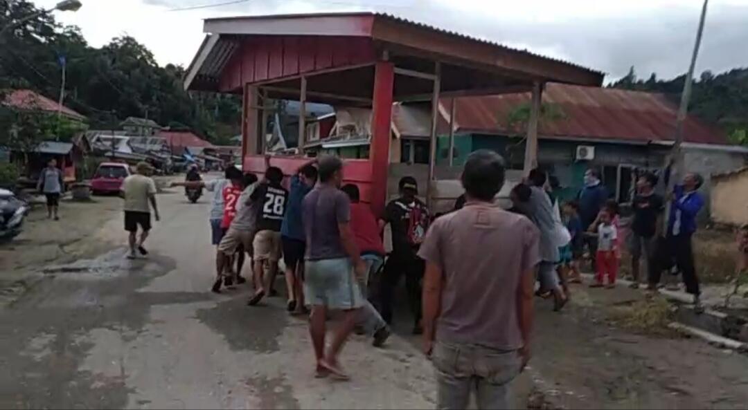Bangkitkan Budaya Gotong Royong, Ringankan Tangan Membantu Sesama