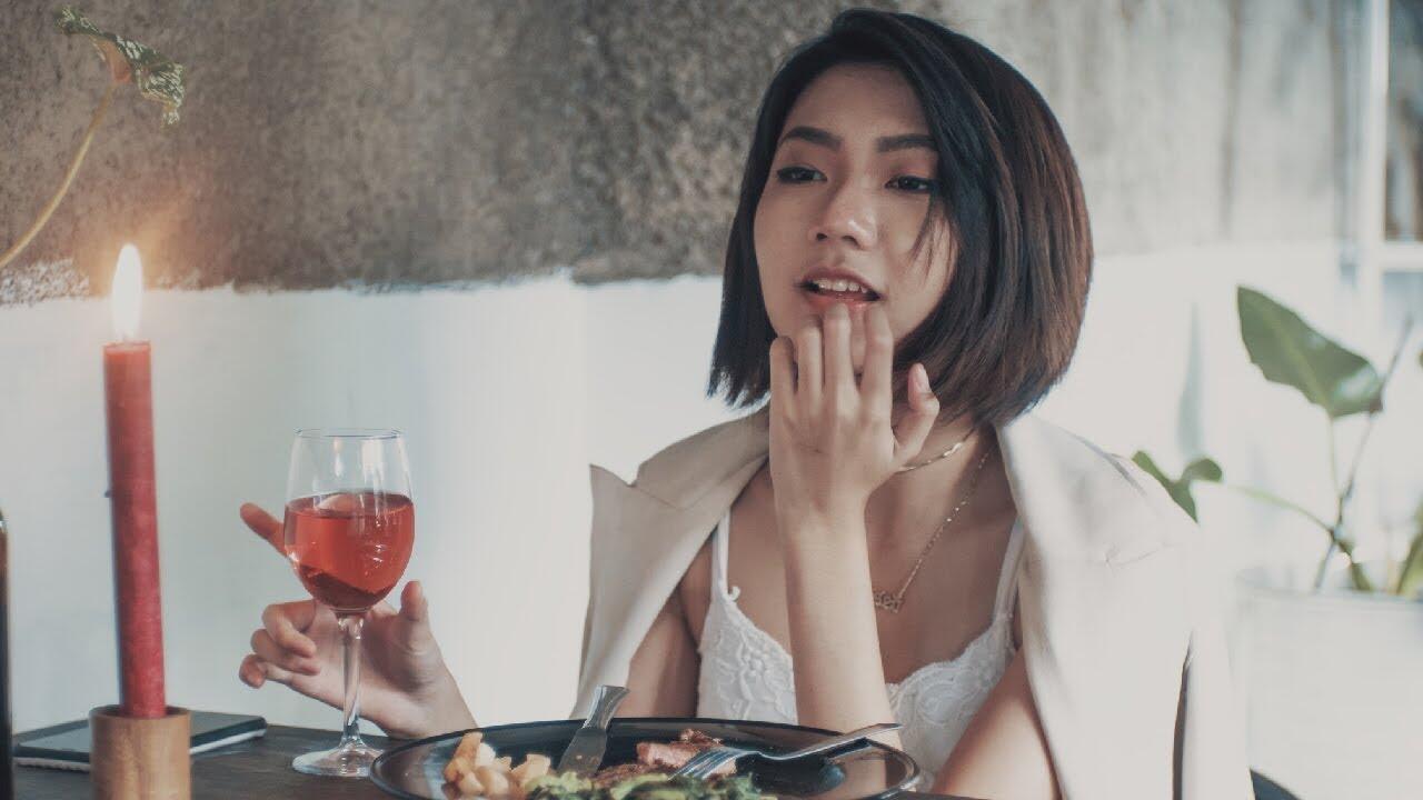 Wibu Seksi Dan Cantik, Rachel Florencia Mengaku Menjadi Istri Online Netizen