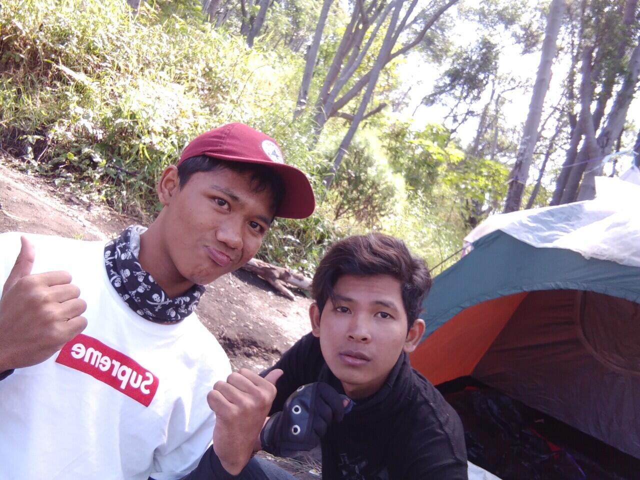 PERJALANAN GUNUNG SLAMET DENGAN KONDISI SLAMET