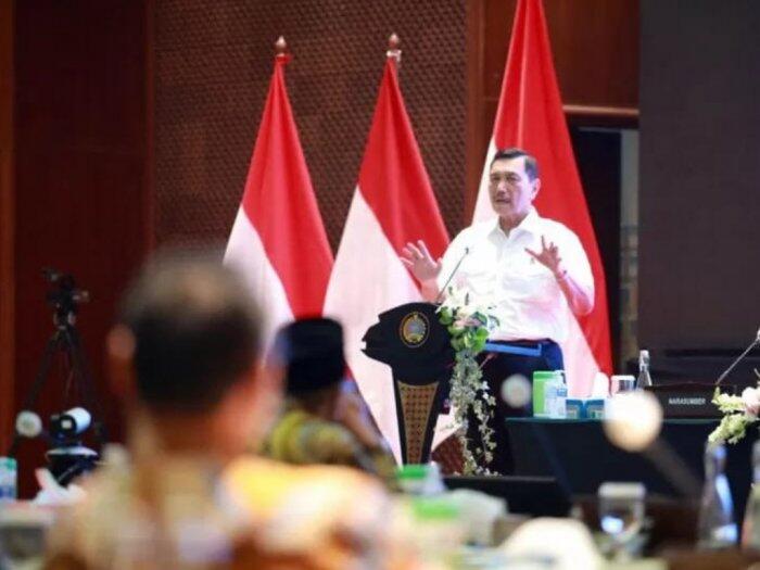 Menteri Luhut Klaim Penanganan Virus Corona Kian Baik