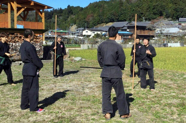 Genichi Mitsuhashi Jadi Orang Pertama di Dunia yang Lulus S2 Ilmu Ninja