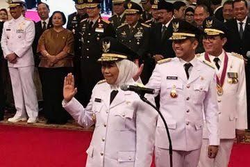 Emansipasi Wanita Saat Ini Selain Membuahkan Hasil Juga Membuahkan Persoaln Baru