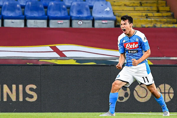 PREDIKSI NAPOLI VS AC MILAN