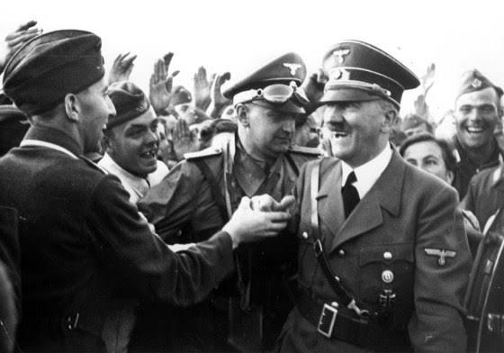 Kolaborasi Tuhan Dengan Hitler