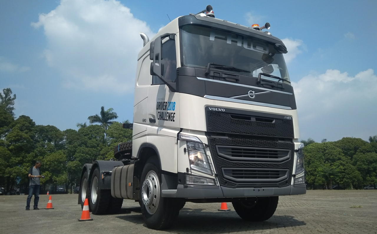 Volvo FH 16, 'Si Monster' Dari Wilayah Pertambangan