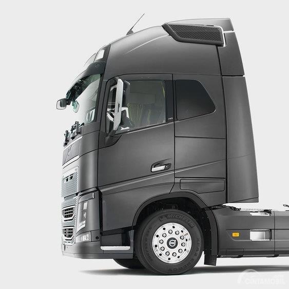 Volvo FH 16, 'Si Monster' Dari Wilayah Pertambangan