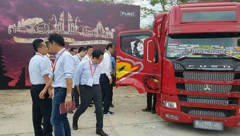 Jarang di Luar  Negeri  Truk  Modifikasi Indonesia Bikin 