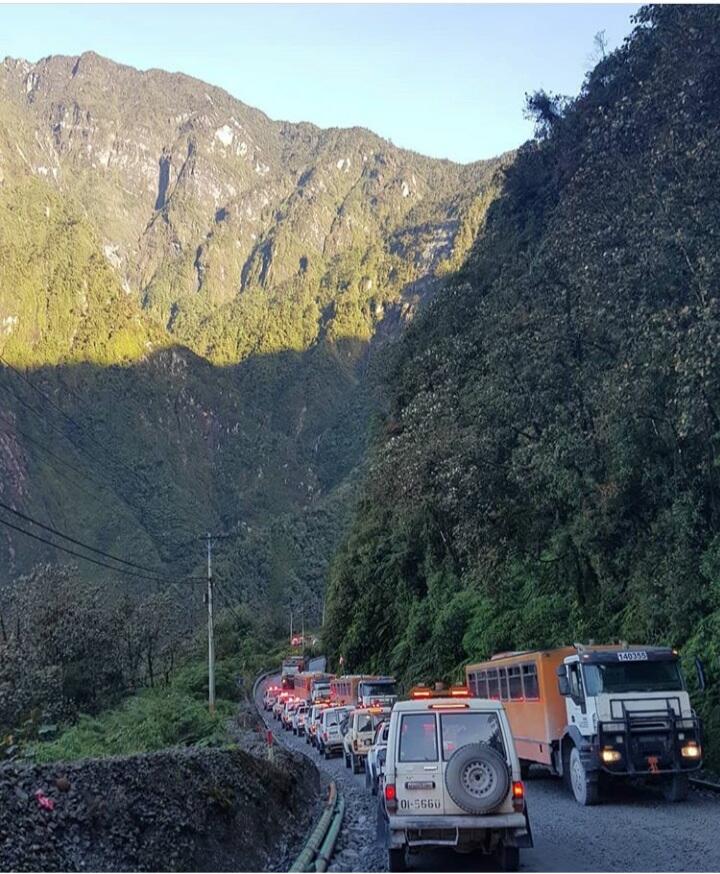 Mau Jalan Ke Area Tambang? Harus Siap Uji Nyali.