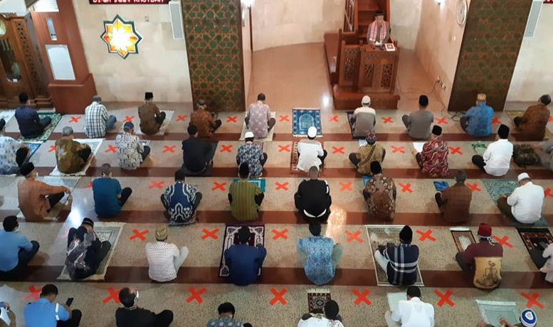 Bicara Penularan Corona via Udara, Menko PMK Minta Khotbah Jumat Diperpendek