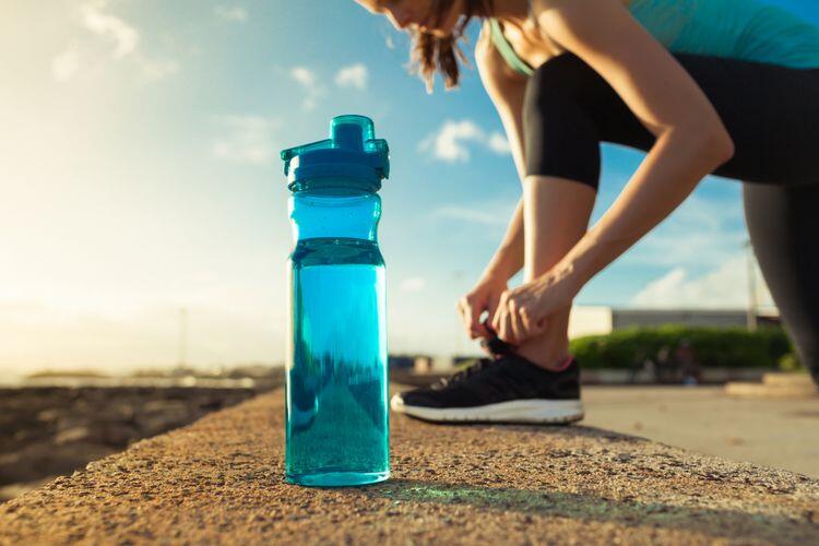 Ini Tips Cuci Botol Minum Agar Tak Jadi Sarang Bakteri
