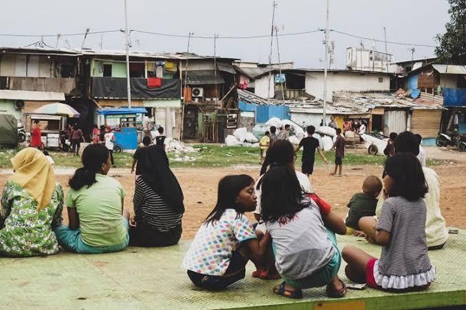 Penduduk Miskin RI Membengkak Jadi 26,42 Juta karena Corona