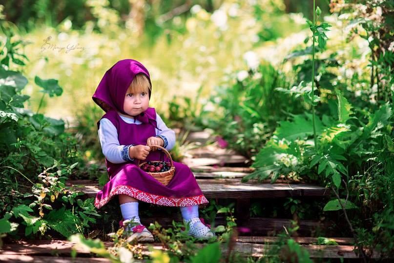 Imut dan Menggemaskan, Inilah Deretan Foto Gadis Kecil Mirip Tokoh Kartun Masha