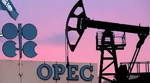 Harga Minyak Mentah Flat, Menunggu Keputusan OPEC+
