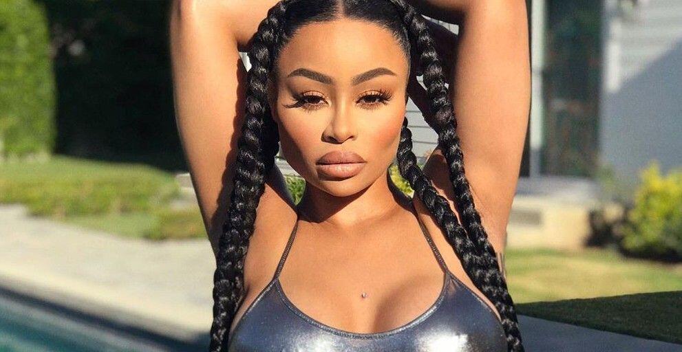 8 Seleb Ini Dulu Jadi Penari Striptease, Ada Yang Jadi Penari Erotis di Usia 15 Tahun