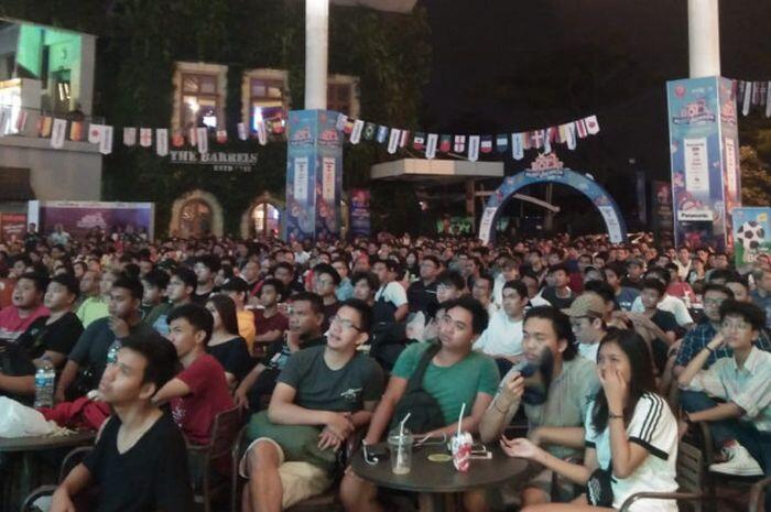 Antusias Nonton Bareng Liga Sepakbola Saat Masa-Masa Pandemi!