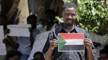 Sudan Cabut Syariat Islam, Izinkan Non-Muslim Minum Miras
