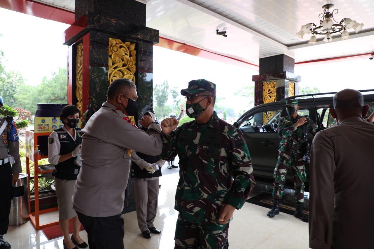TNI - POLRI DI SUMUT TUKAR FIKIRAN BAHAS SITUAS KAMTIBMAS