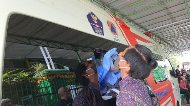 Jababeka Gandeng Tim Satgas, BNPB &amp; BIN Gelar Tes Swab Massal di Kabupaten Bekasi