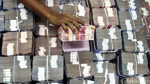 Lumayan... Negara Dapat Rp 74 T dari Jual Migas dalam 6 Bulan