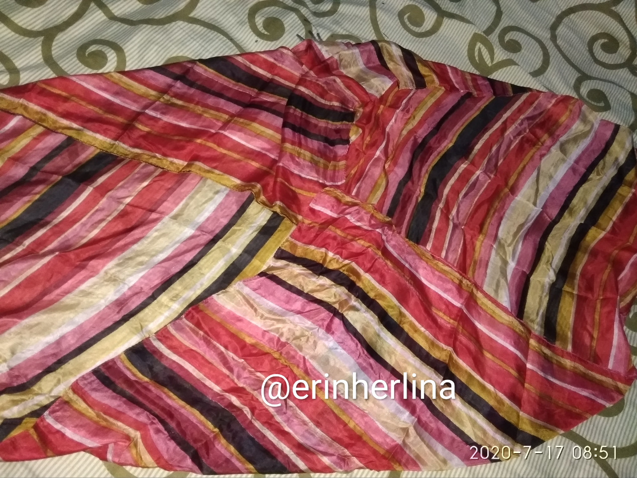 Tas Cantik Dari Kerudung