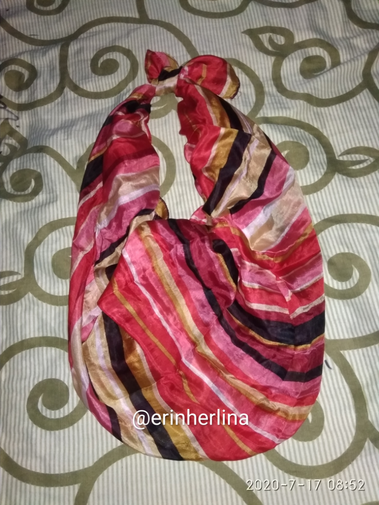 Tas Cantik Dari Kerudung