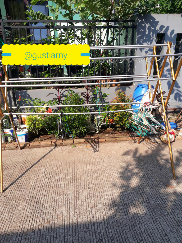 (DIY Life Hacks) Membuat Sesuatu Lebih Berguna, Apa Saja...