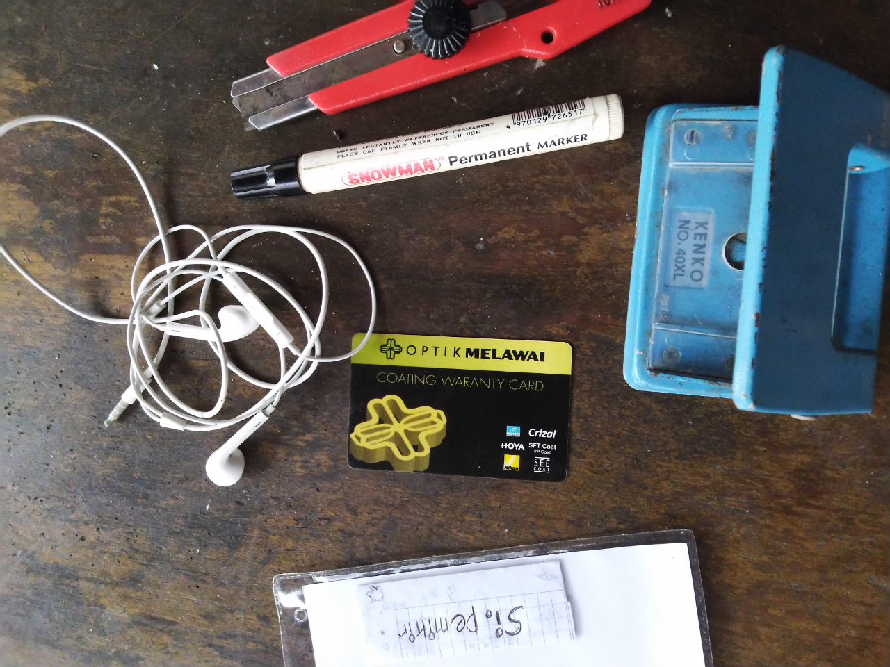 DIY Buat Kalian Yang Suka Ribet Sama Kabel Earphone, Ini Solusi Dari Gw!