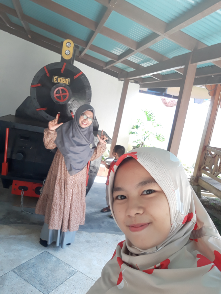 Karyawati Julid Kepada Istri Bos Itu Sungguh Terlalu!