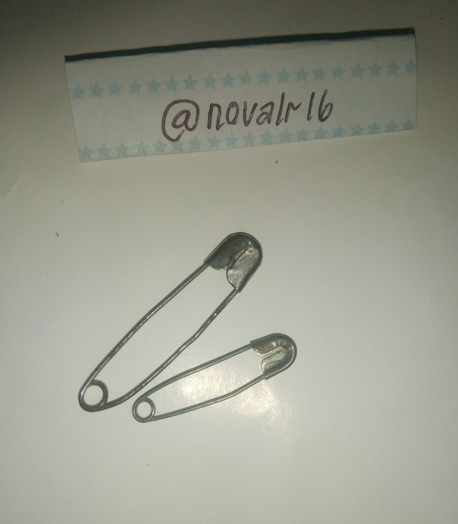 Simpel Banget! Life Hack dengan Peniti Ala Gue, Bisa Agan Tiru Di Rumah