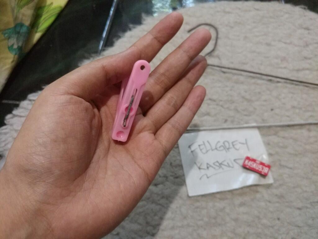 Life Hacks 'Upgrade' Gantungan Baju Versi Hemat Ala Anak Kos
