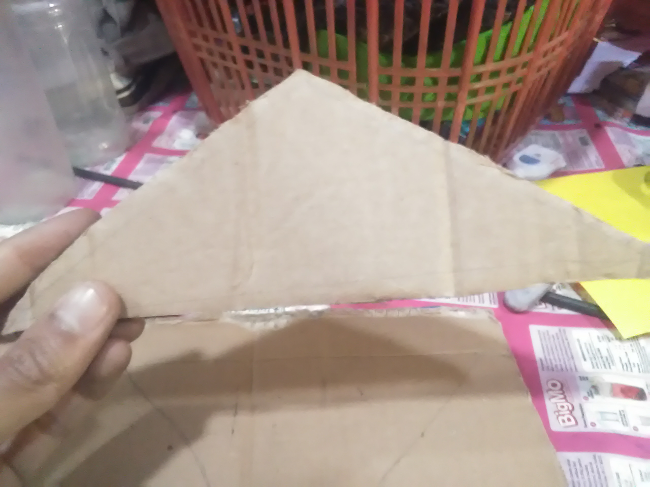 &#91;DIY Life Hack&#93; Membuat Pesawat Mainan Dari Botol Bekas Air Mineral