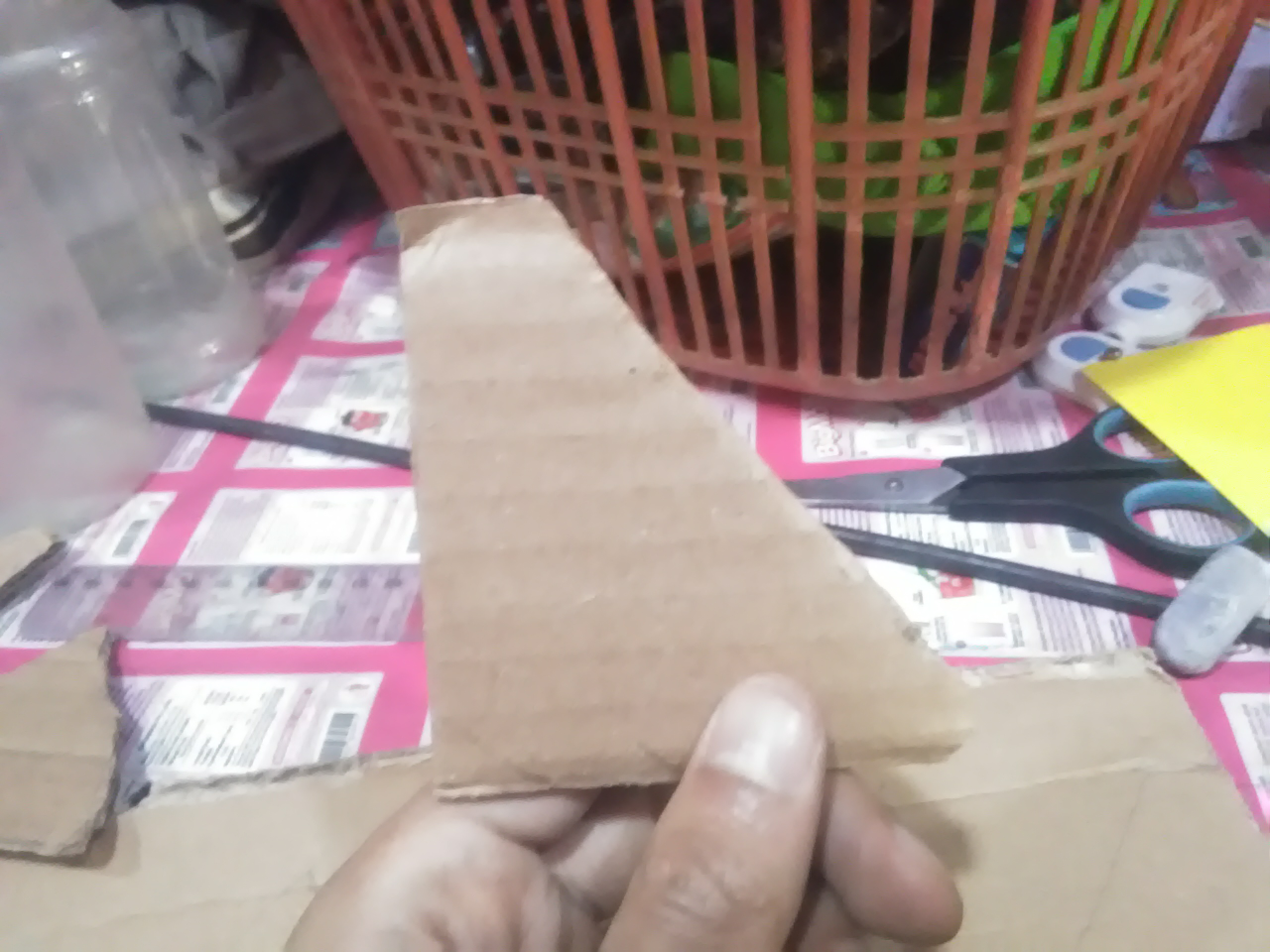 &#91;DIY Life Hack&#93; Membuat Pesawat Mainan Dari Botol Bekas Air Mineral