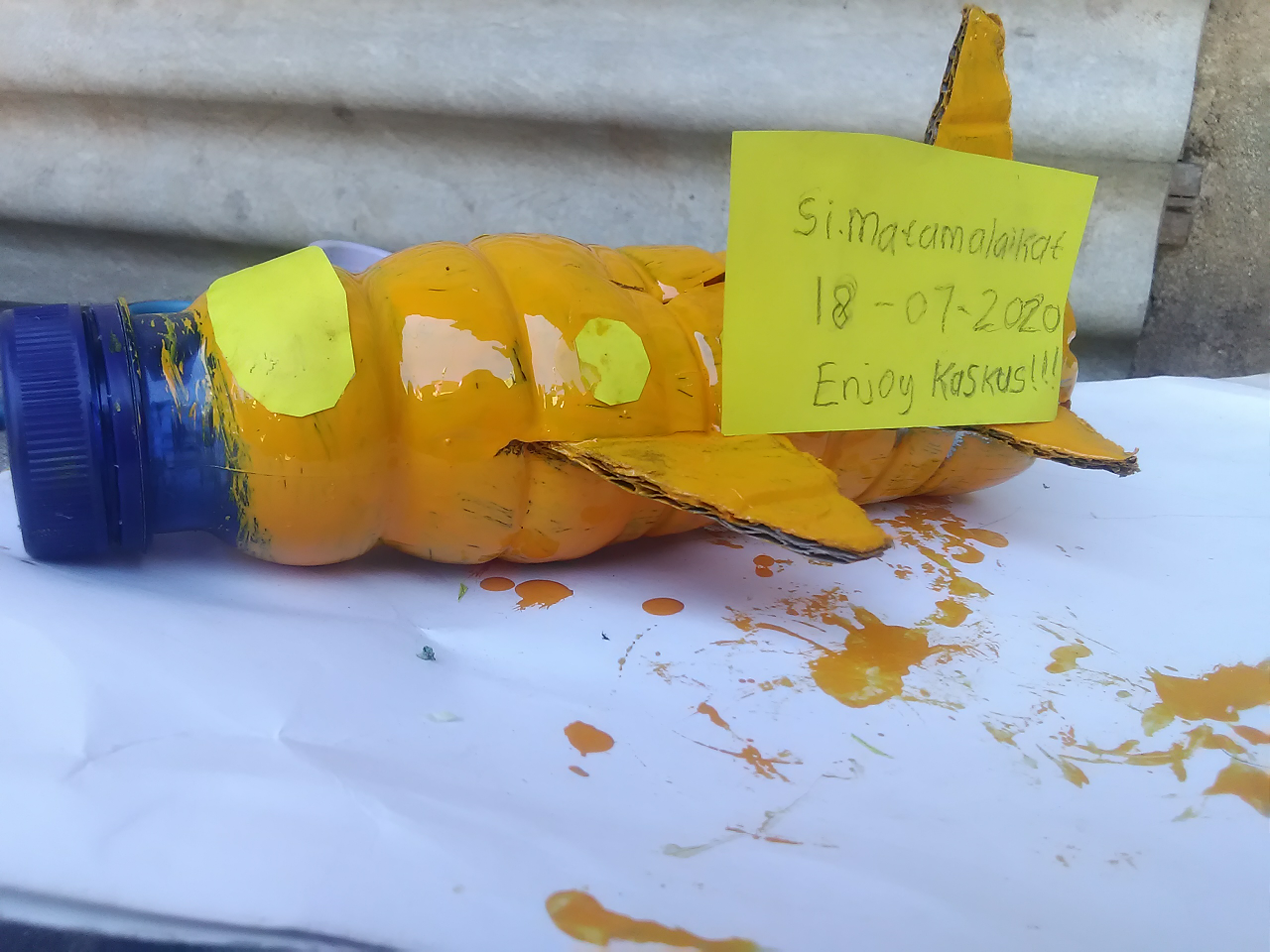 &#91;DIY Life Hack&#93; Membuat Pesawat Mainan Dari Botol Bekas Air Mineral