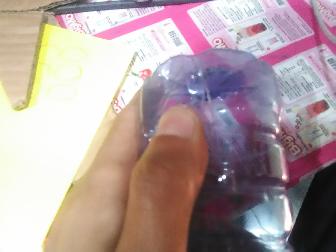 &#91;DIY Life Hack&#93; Membuat Pesawat Mainan Dari Botol Bekas Air Mineral