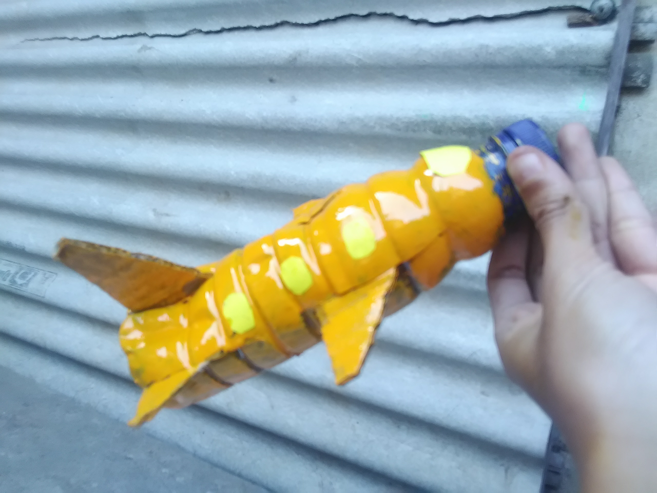 &#91;DIY Life Hack&#93; Membuat Pesawat Mainan Dari Botol Bekas Air Mineral