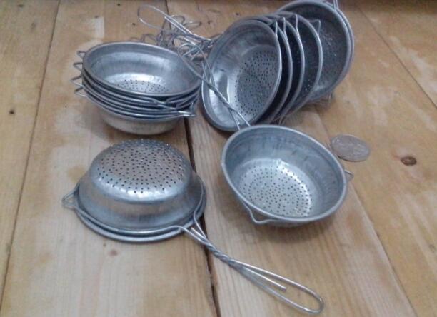 Mau Bikin Teh Seduh Tak Ada Saringan? Manfaatin Benda Berikut Jadi Saringan Teh