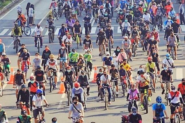 Pelanggar PSBB DKI Jakarta, Bakal di Denda Rp250 Ribu dan Kerja Sosial Selama Dua Jam