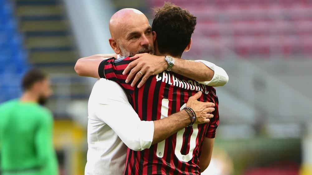 AC Milan-nya Stefano Pioli Terlalu Keren, Ralf Rangnick Cuma Direktur Teknik