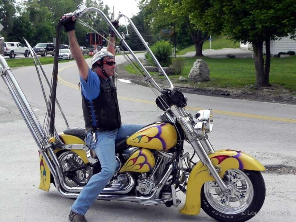 Nyeleneh! Ini Dia 5 Hasil Modifikasi Motor Dari Yang Unik-Bikin Geleng-geleng Kepala!