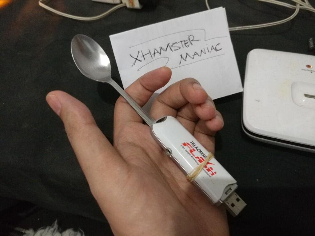 Penguat Sinyal Mini Sederhana Dari Sendok, Life hack Andalan Ane !