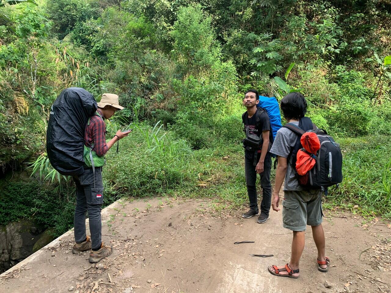 LAWU via JOGOROGO- CEMORO SEWU(NGAWI)